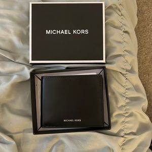NWT Michael Kors Men’s black wallet